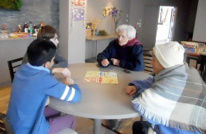 Rencontre entre les collégiens de St Joseph et les résidents du Galilée