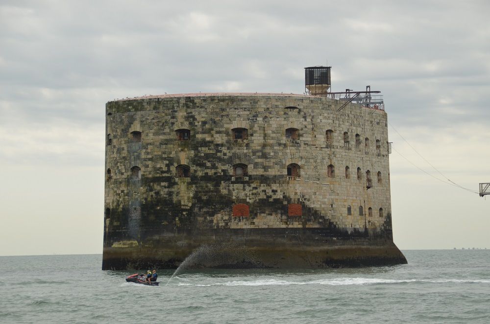 fort boyard residence niort